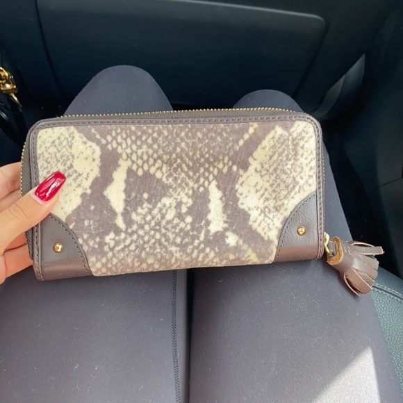 Juicy Couture wallet - Picture 2 of 6